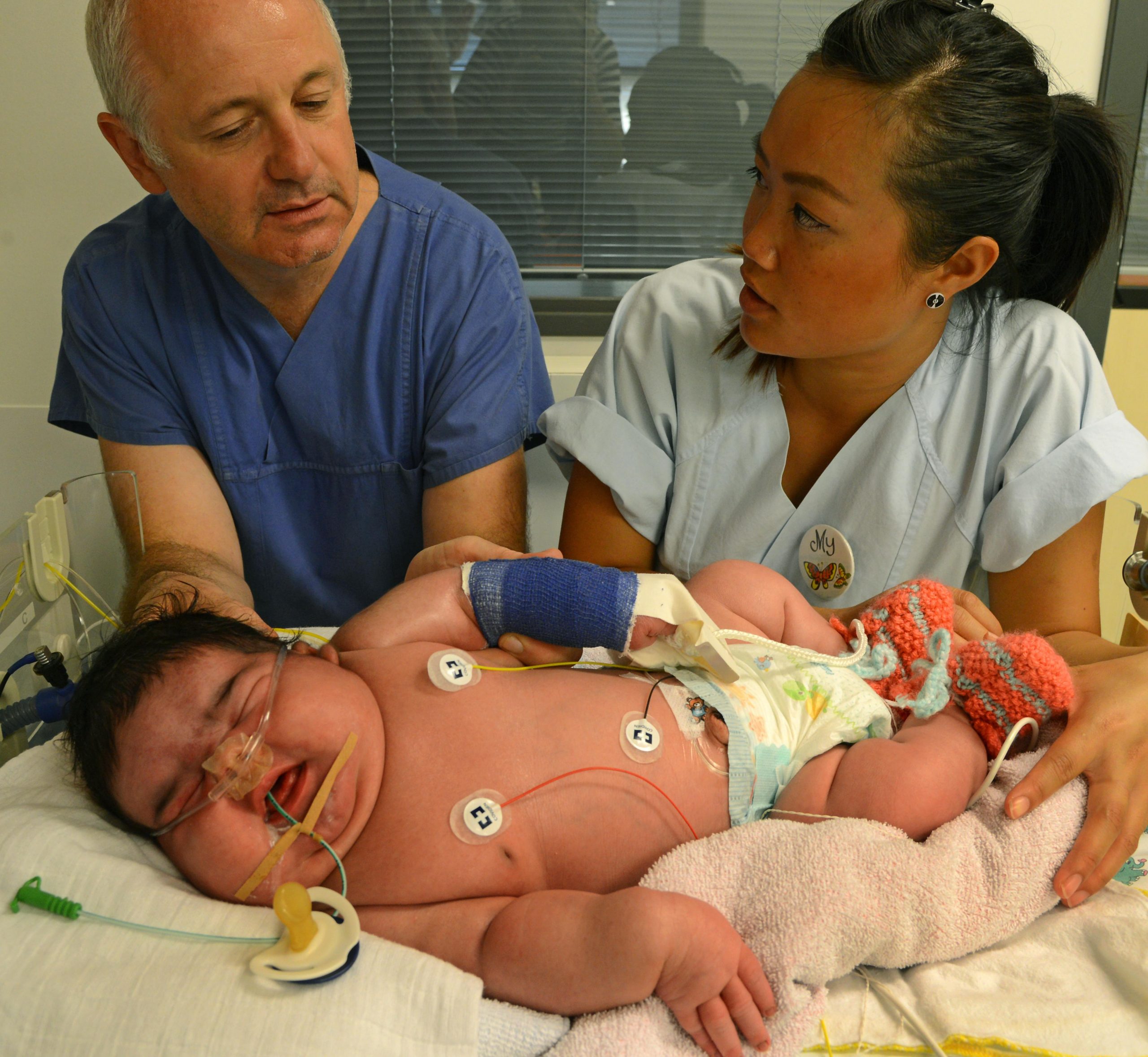 Germanys largest ever baby born at more than 13 pounds